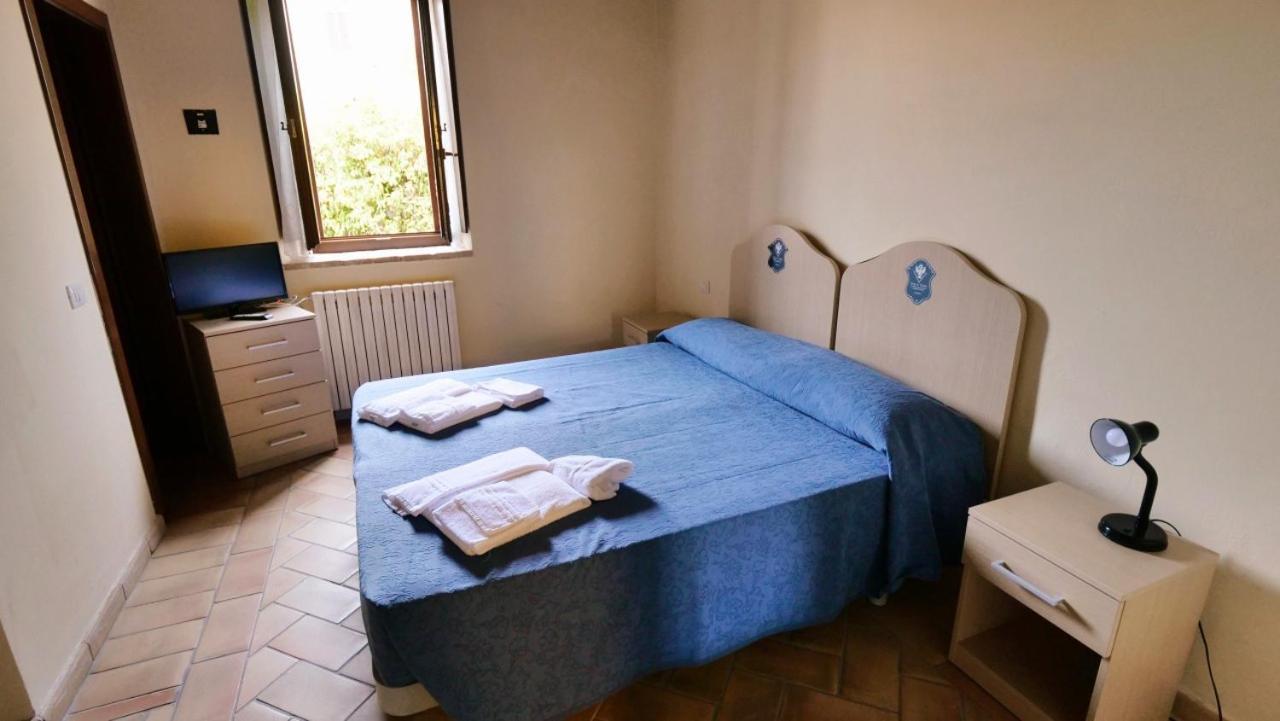 Borgo De' Varano By Hotel I Duchi Camerino Bagian luar foto